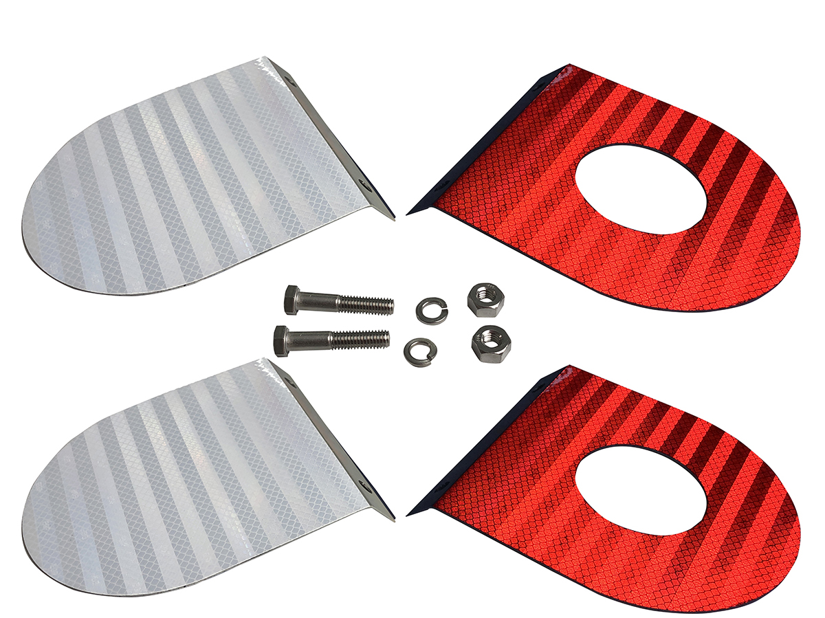The RF-VK Vane kit features retro-reflective flags, two white, and two red, for high visibility.